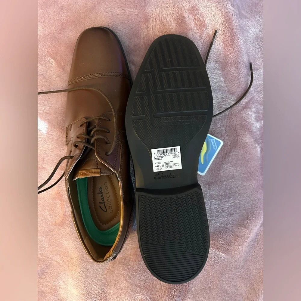 Clarks Men's Brown Leather Oxfords